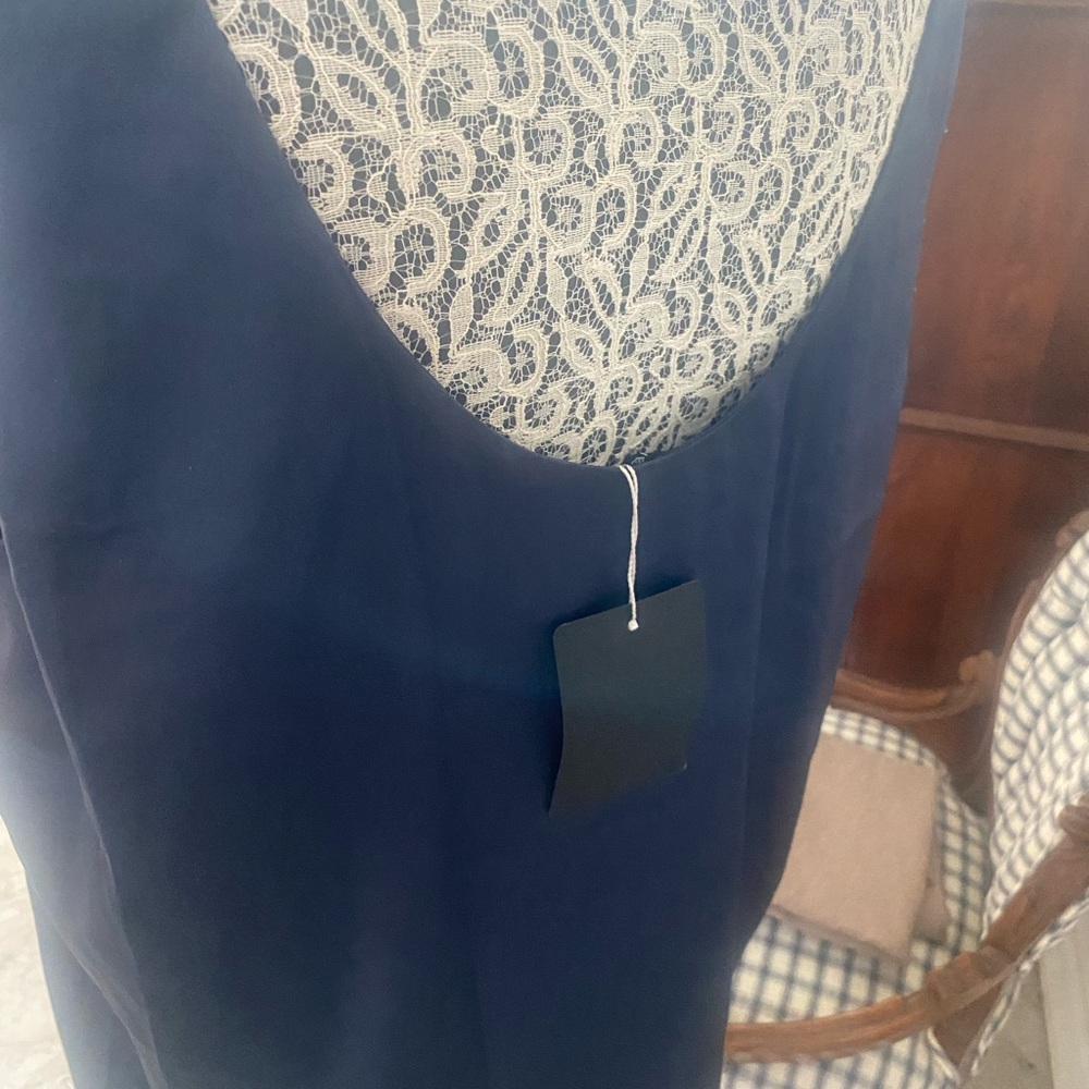 Luxveer 95% polyester 5% elastane NWT - image 2